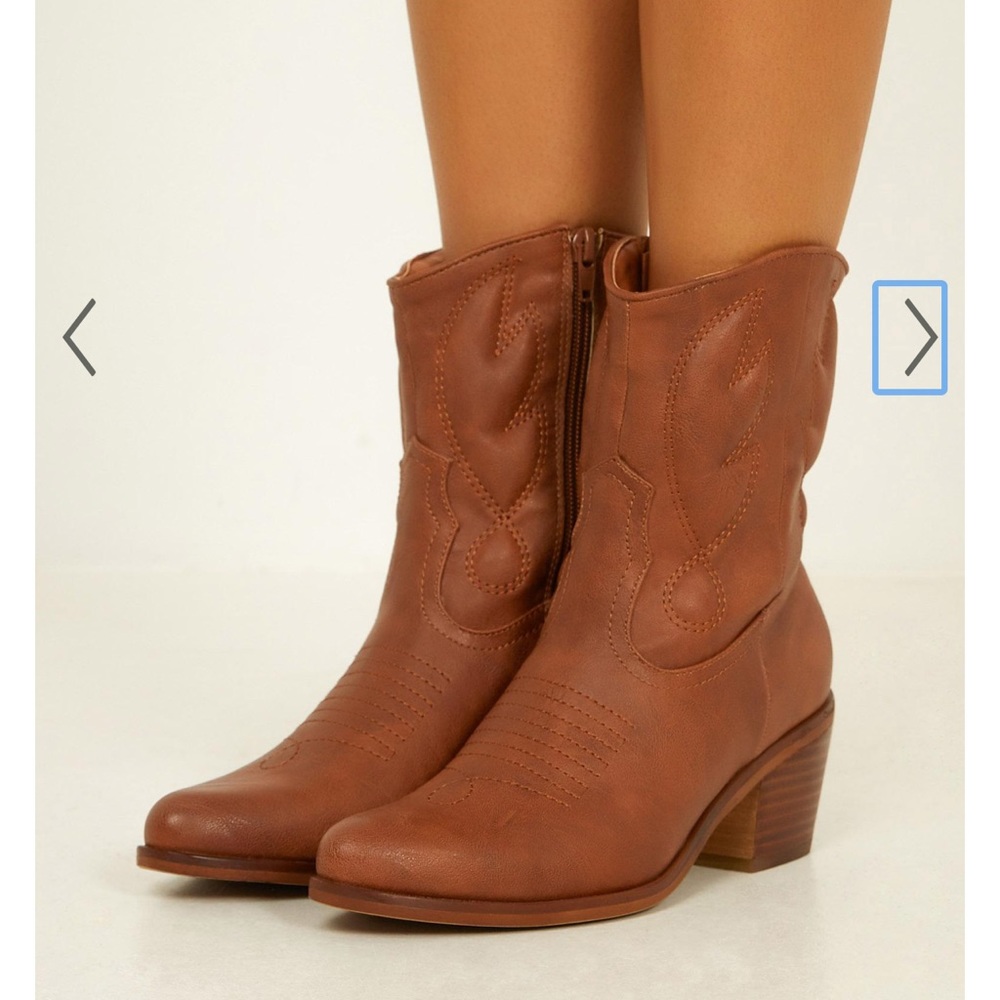 Sold ❌ Cowgirl boots